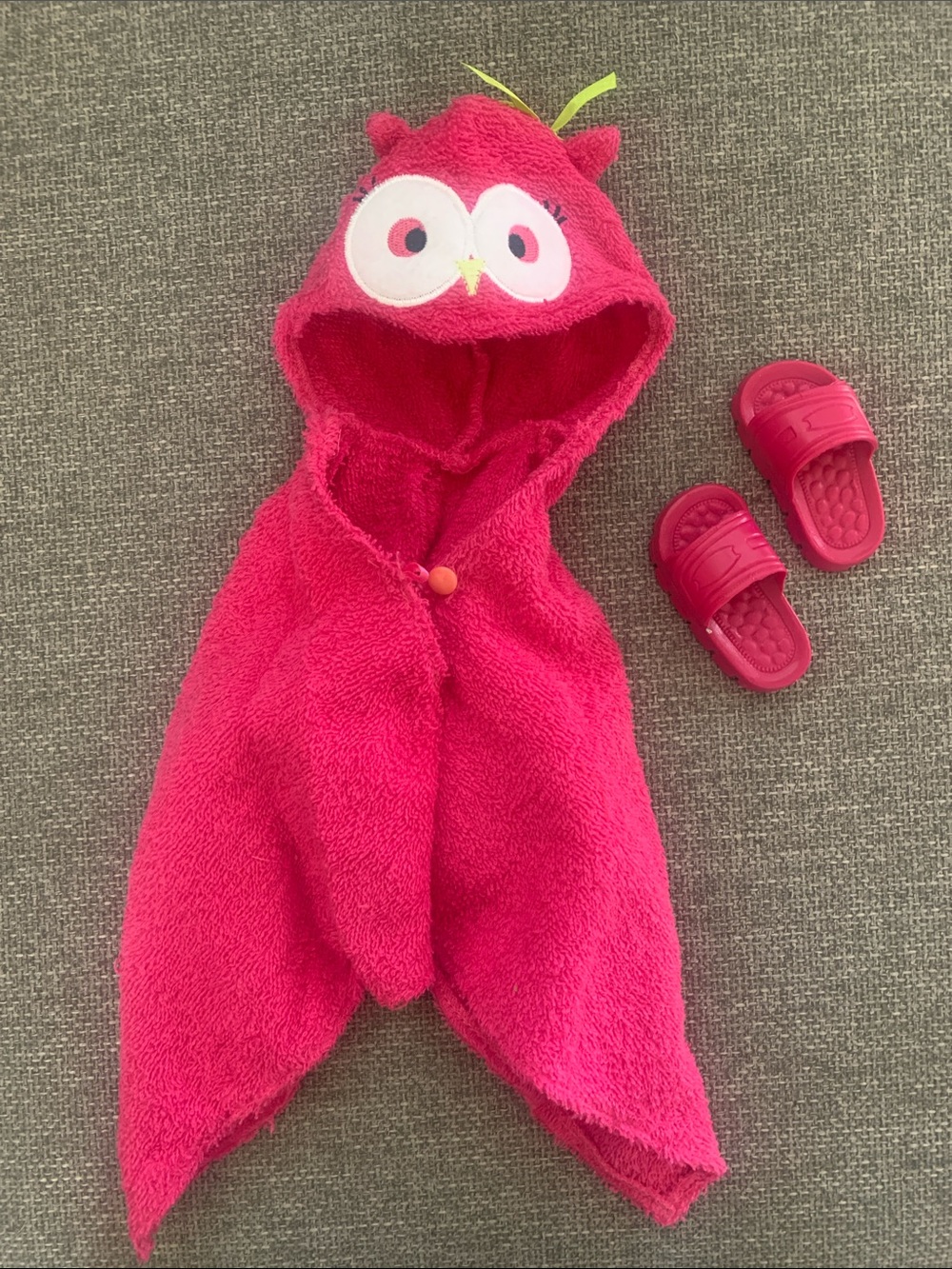 Our Generation Pink Owl Hooded Bath Towel Wrap & Sandals for 18” Dolls